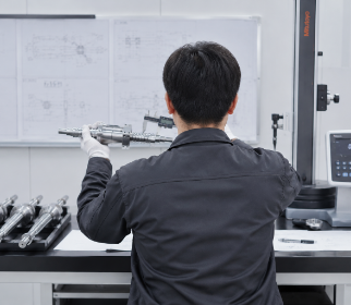 전문 인력 검수 작업